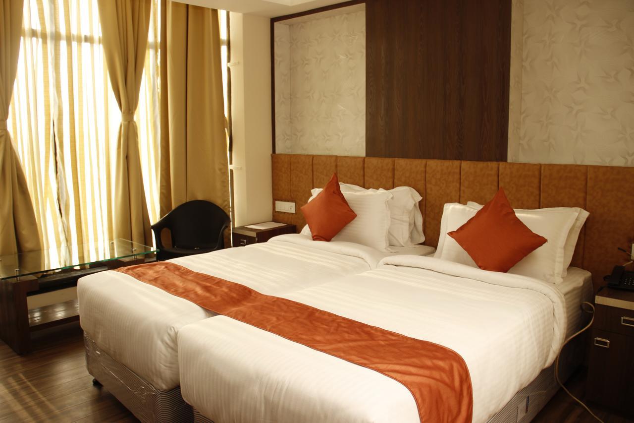 Regenta Inn Larica Καλκούτα Εξωτερικό φωτογραφία